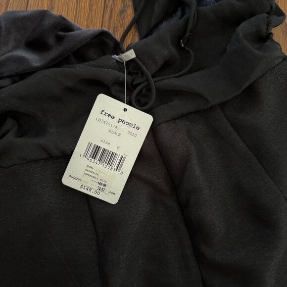 Black Free People romper brand new Perfect for holidays - Picture 4 of 4